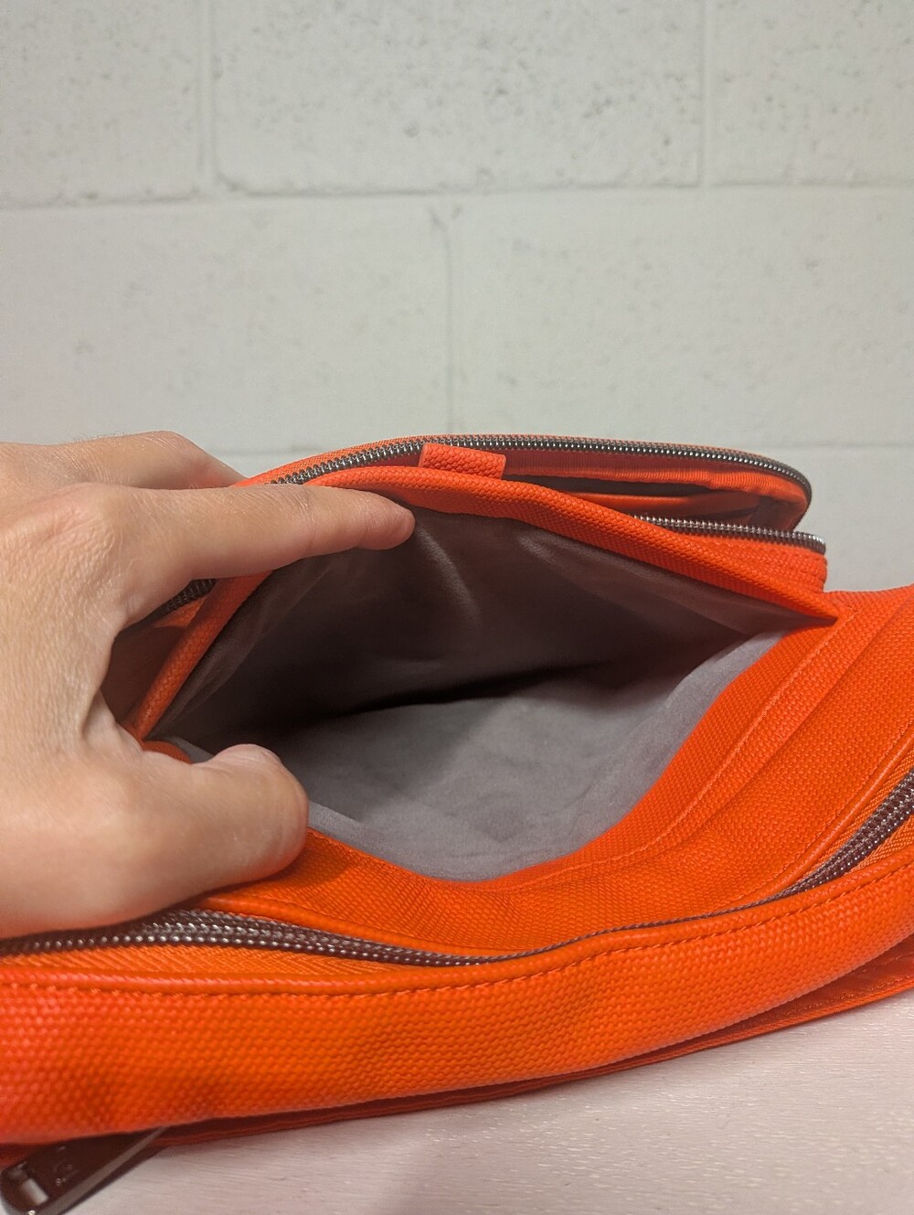 Lug Matte Luxe Belt Bag - Hitch, Papaya Orange - Picture 5 of 7
